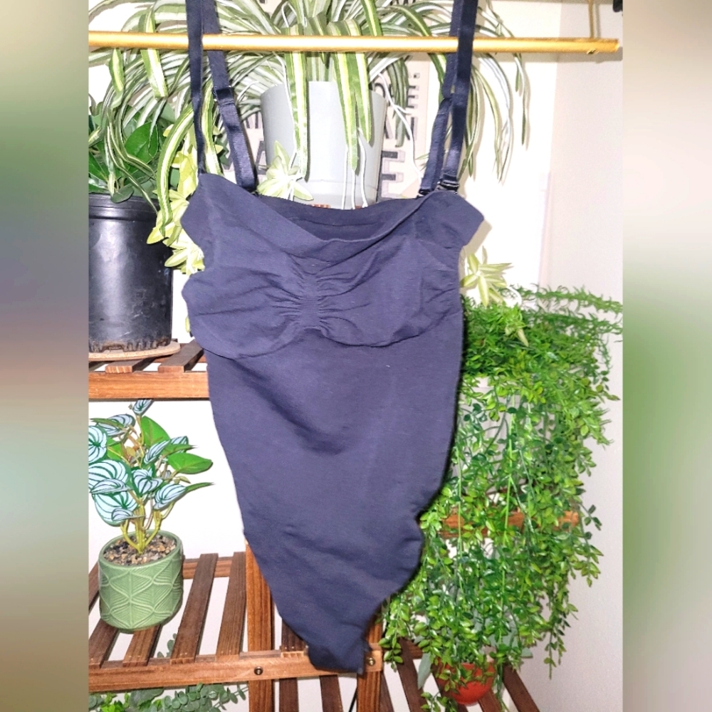 Skims Strapless Thong Bodysuit Shapewear